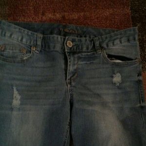 Maurices jeans